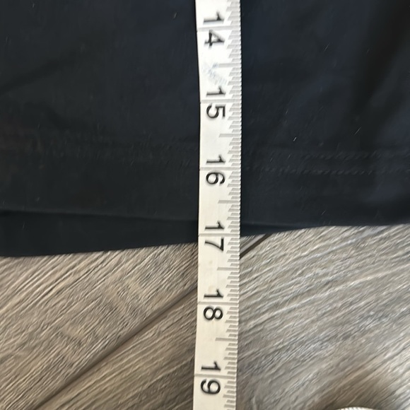 Columbia skort size large black shorts and adjustable skirt - Picture 5 of 9